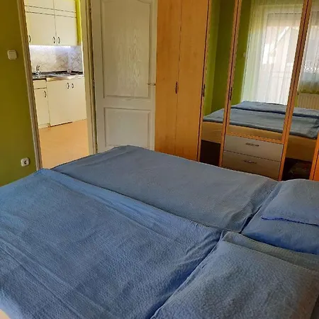 Apartment Siofok, Lake Balaton 5 *