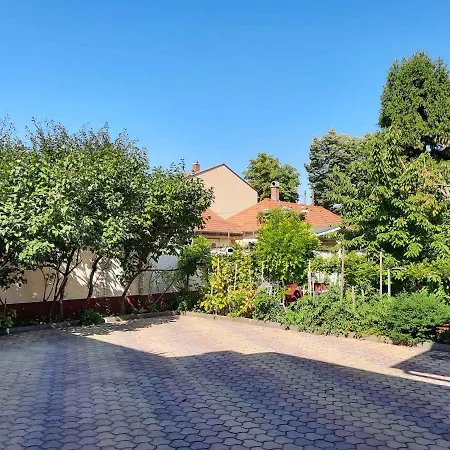 Apartment Siofok, Lake Balaton 5 *